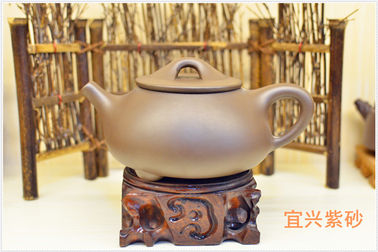 Klasik Yixing Zisha Teapot Dengan Filter Perlindungan Lingkungan Pasir Ungu