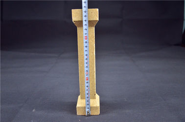 Refractory Cordierite Kiln Posting Resisitance Temperatur Tinggi 265 * 60 * 60mm