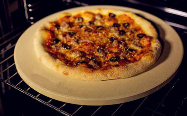 Top Grade Round Refractory Pizza Stone Mudah Dibersihkan Perlawanan Suhu Tinggi