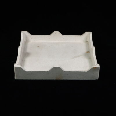 Ketahanan lama wadah tahan api yang dirancang untuk menjaga stabilitas tinggi selama siklus pembakaran dalam industri keramik dan metalurgi