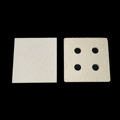 Tinggi Densitas Cordierite kiln rak disesuaikan 10-30mm Dengan ketahanan panas 1300C
