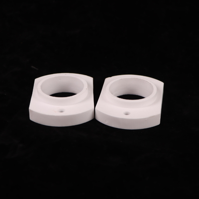0.25 Rasio Poisson Alumina Keramik dengan ketahanan isolasi yang sangat baik