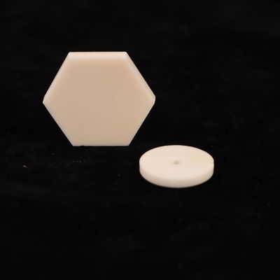 Kekuatan Dielektrik 18-20 KV/mm Kekuatan kompresi 3000 MPa Konstan Dielektrik 9.6 Aluminium Oxide Keramik