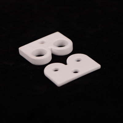 25-35 W/mK Thermal Conductivity Aluminum Oxide Ceramic The Perfect Combination for Hard and White Products