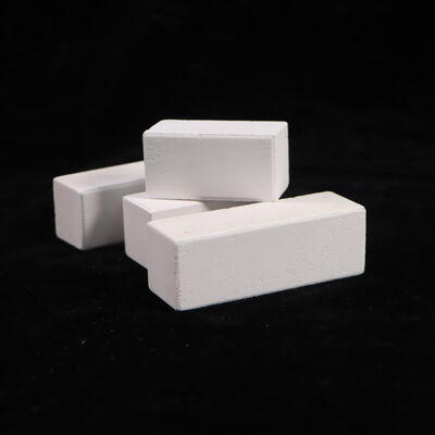 Kekuatan penghancuran dingin lebih dari 90MPA Tungku Pos yang terdiri dari Corundum Mullite dan kepadatan 2,8 gcm3 dirancang untuk kinerja dalam sistem tungku industri