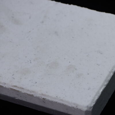 Ketahanan Guncangan Termal yang Baik Rak Kiln Korundum Menampilkan Ketahanan Suhu Hingga 1700°C Dan Ketebalan Kustom Untuk Perlengkapan Kiln