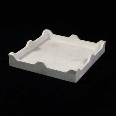 Ketahanan lama wadah tahan api yang dirancang untuk menjaga stabilitas tinggi selama siklus pembakaran dalam industri keramik dan metalurgi