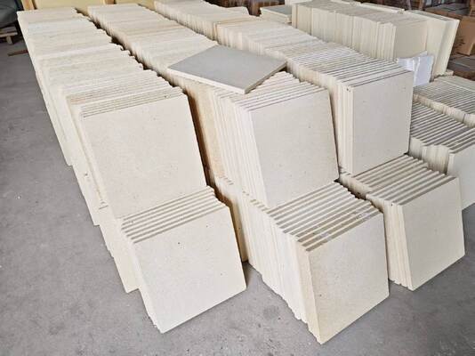 Koefisien Ekspansi Termal 2.2×10-6C Cordierite Mullite Kiln Shelves Solusi Penembakan Kiln untuk Pemrosesan Keramik Suhu Tinggi